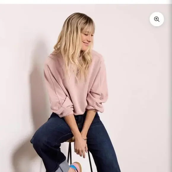 Evereve Mariana Sleek Pullover Crewneck Ruffle Sleeve Blush Pink Women’s Medium - Picture 11 of 15